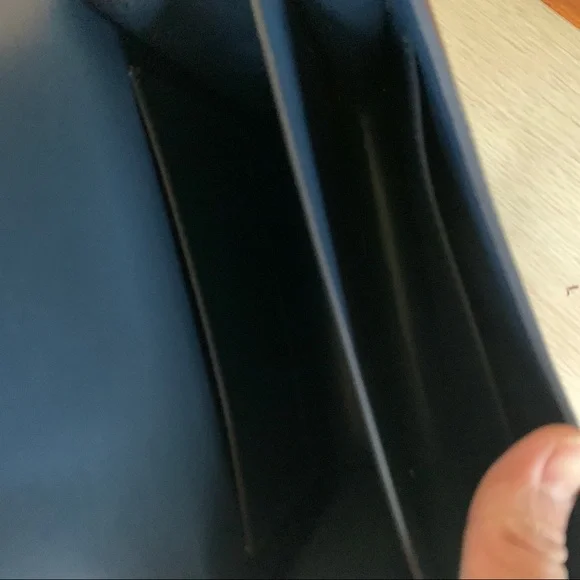 ‼️Hot Deal‼️ Fashion Classic Leather Purse shoulder bag with Crocodile pattern - Picture 9 of 9